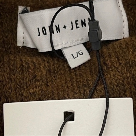 John & Jenn By Line Sweater - Picture 7 of 7